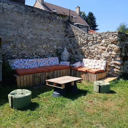 Affittacamere Chez Jenni & Bruno Montmort-Lucy